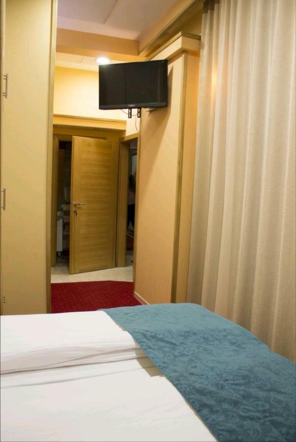 Prime Luxury
